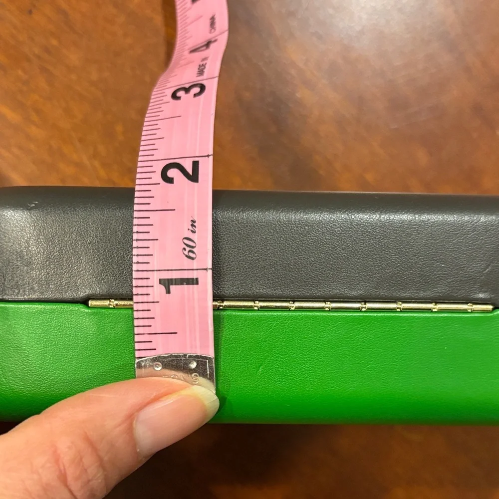 Kate Spade Bright Green Eye Glass‎ Case